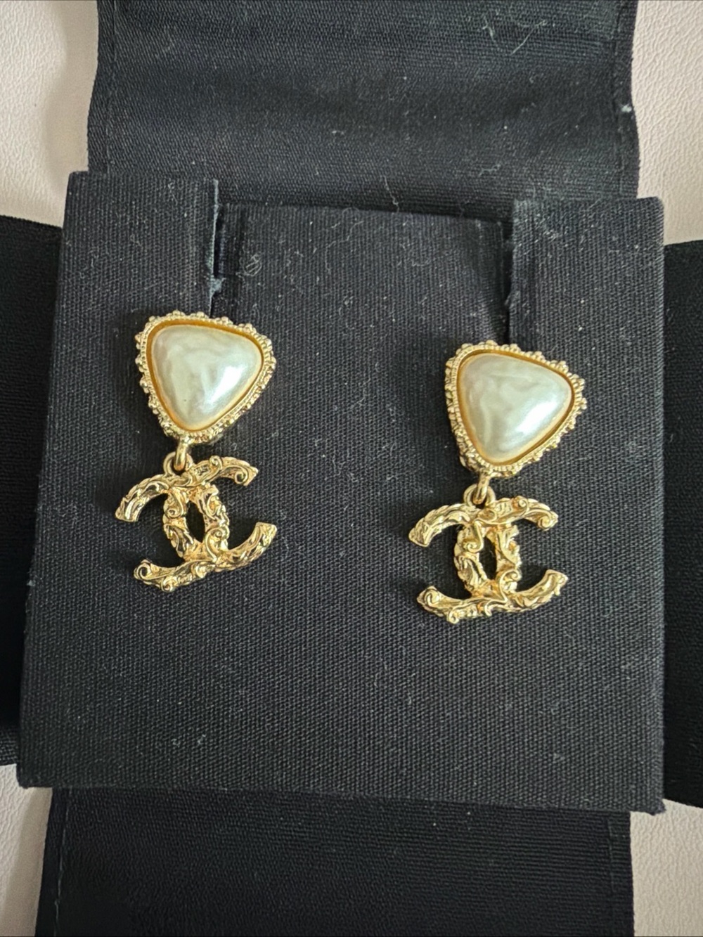 Authentic Chanel Gold CC Logo EARRINGS